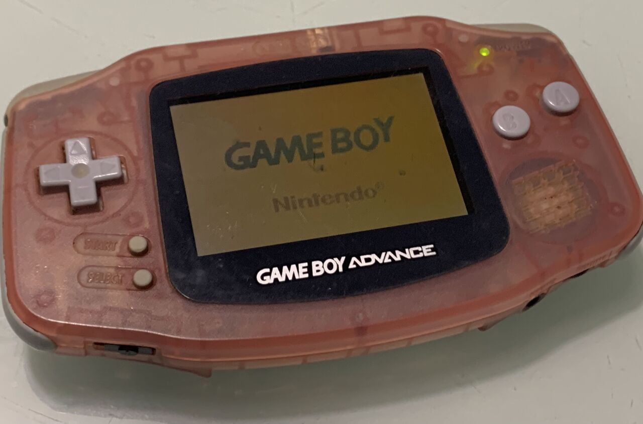 [Pokémon] While cleaning out the warehouse, I found a GBA, so I turned it on.