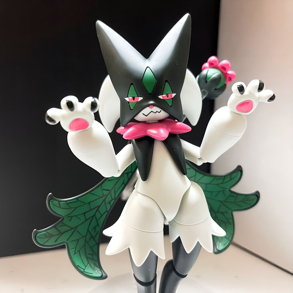 [Pokémon] I realize my foolishness for purchasing the Gundam model of Mascarena for nefarious purposes, as it was easy to build and is really quite cute.