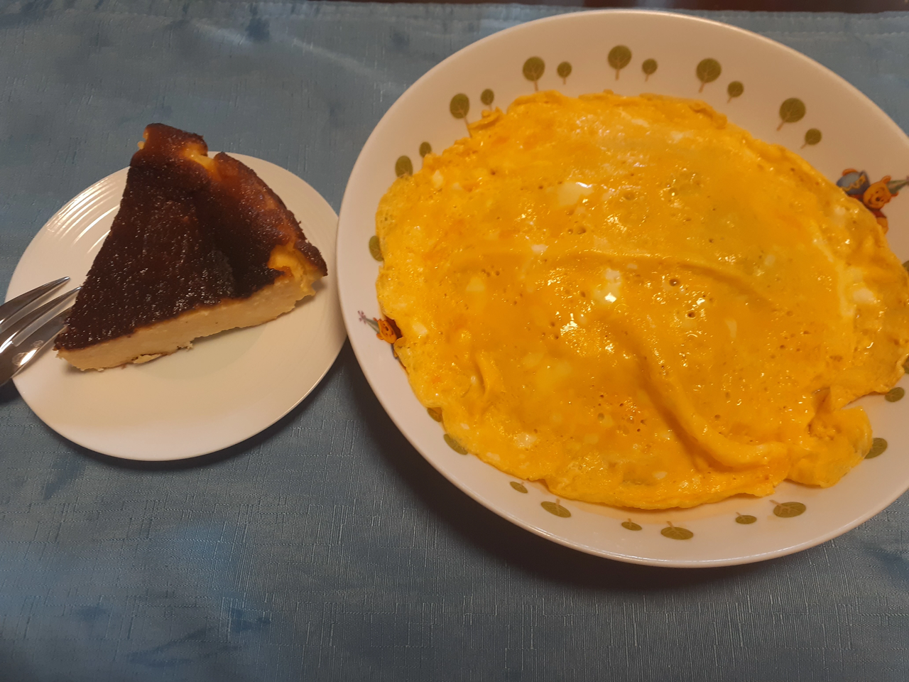 [Gundam GQuuuuuuX] Since Basque is trending, I had Basque omelette for lunch.
