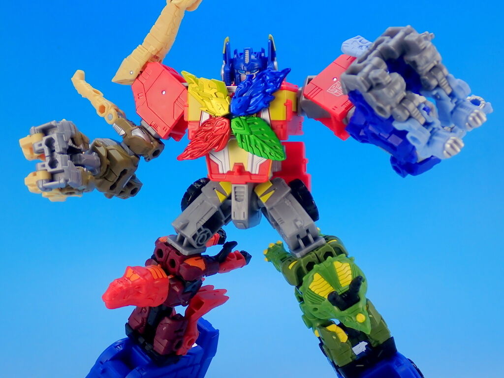 [Transformers] I’m interested in Wild King, but I’m hesitant to buy it and I’m at the last step of deciding.