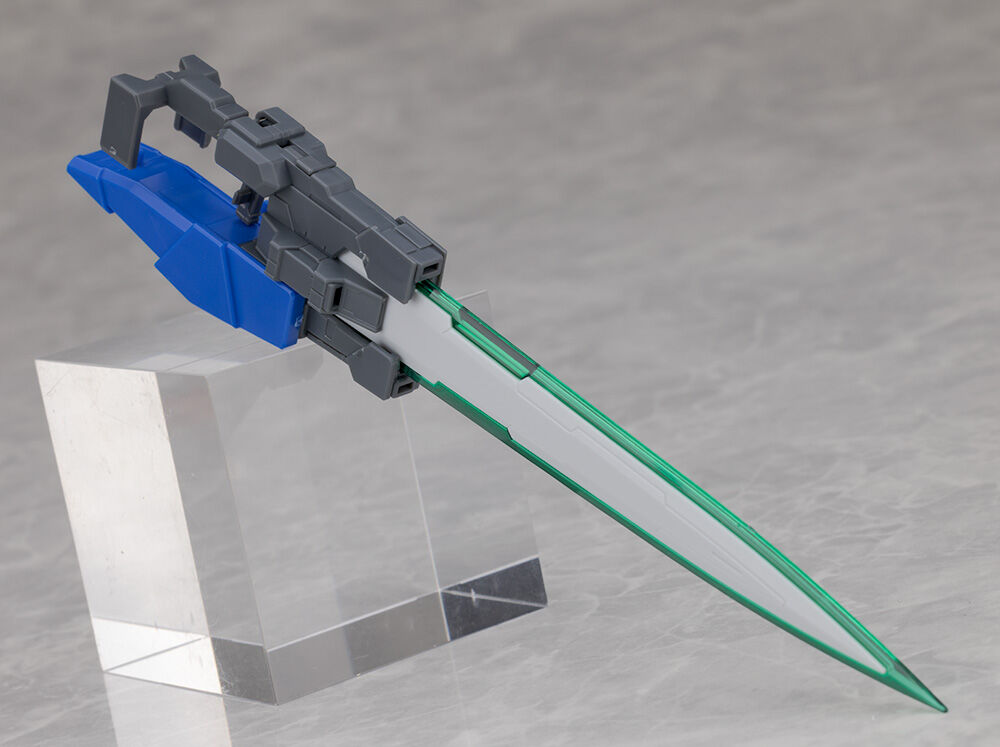 [Mobile Suit Gundam 00] I’ll post my favorite melee weapon.
