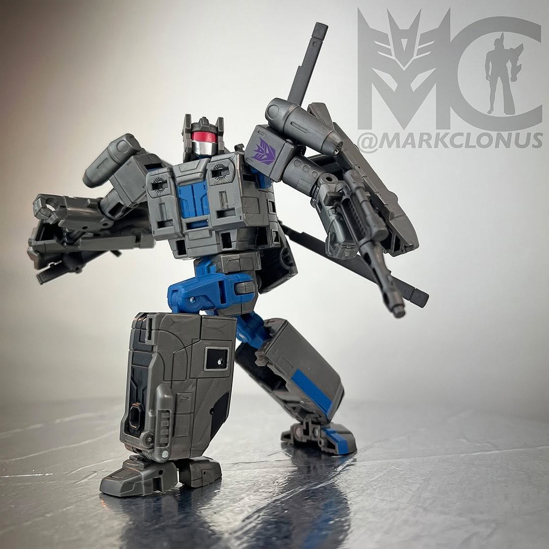 [Transformers] Maybe I should start buying from this guy.